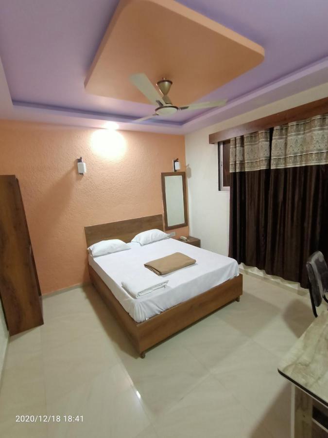 Hotel Riviera Residency Thane Eksteriør bilde